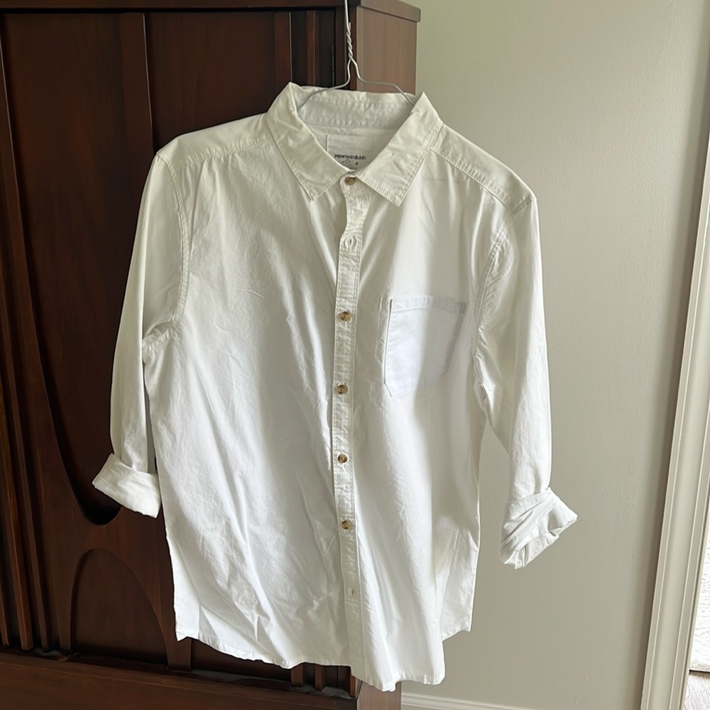 Men’s long sleeve button-down